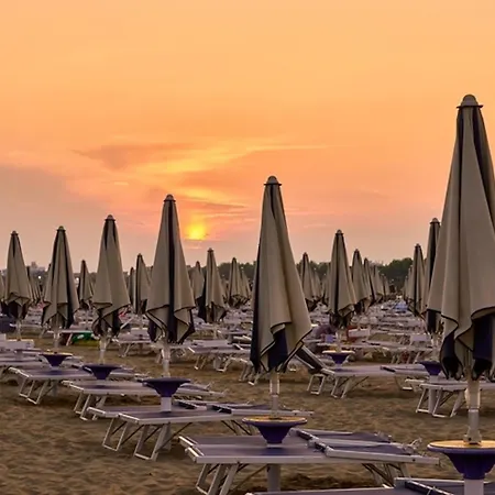 Cozy Near The In * Bibione