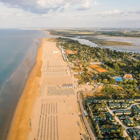 Cozy Near The In Apartment Bibione