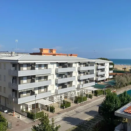 Cozy Near The In * Bibione